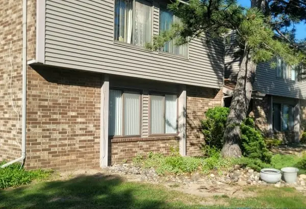 1048 Grenoble #Unit A, Lansing, MI 48917