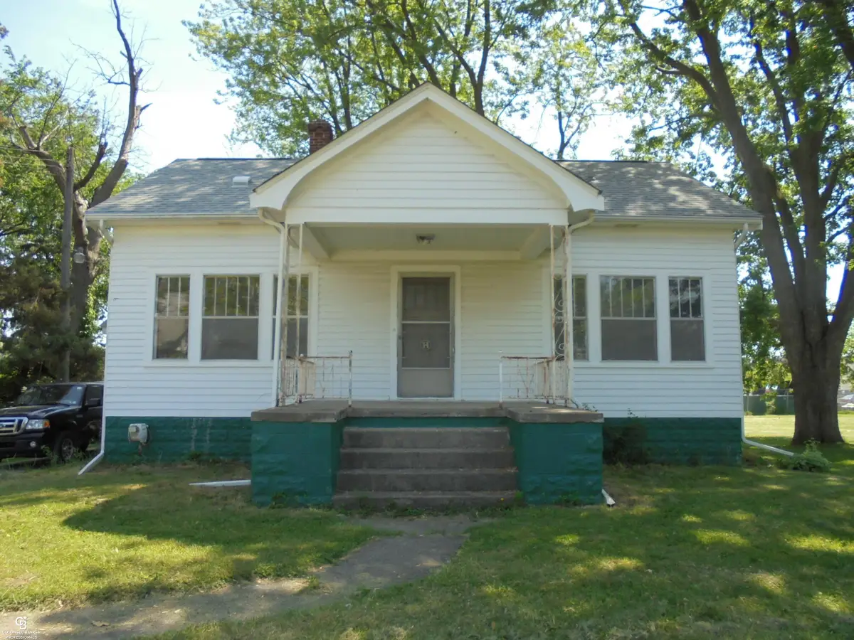 35080 Hengesbach, Clinton Township, MI 48035 - #1