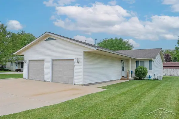 6192/6194 Whitcomb, Saginaw, MI 48603