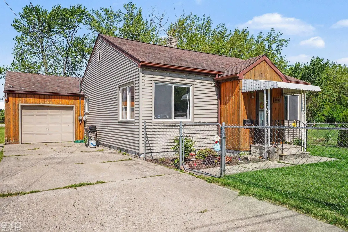 1015 Ledyard, Essexville, MI 48732 - #1