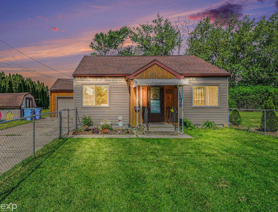 1015 Ledyard, Essexville, MI 48732 - #2