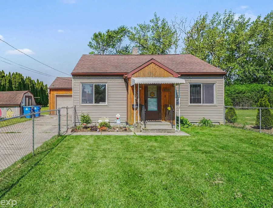1015 Ledyard, Essexville, MI 48732 - #3