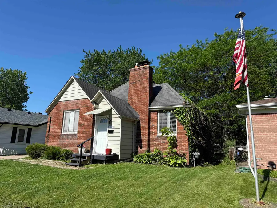 29801 Maplegrove, Saint Clair Shores, MI 48082 - #2