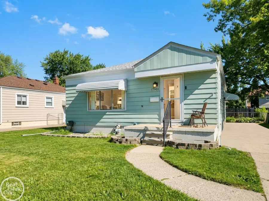 17901 Peters, Roseville, MI 48066 - #3