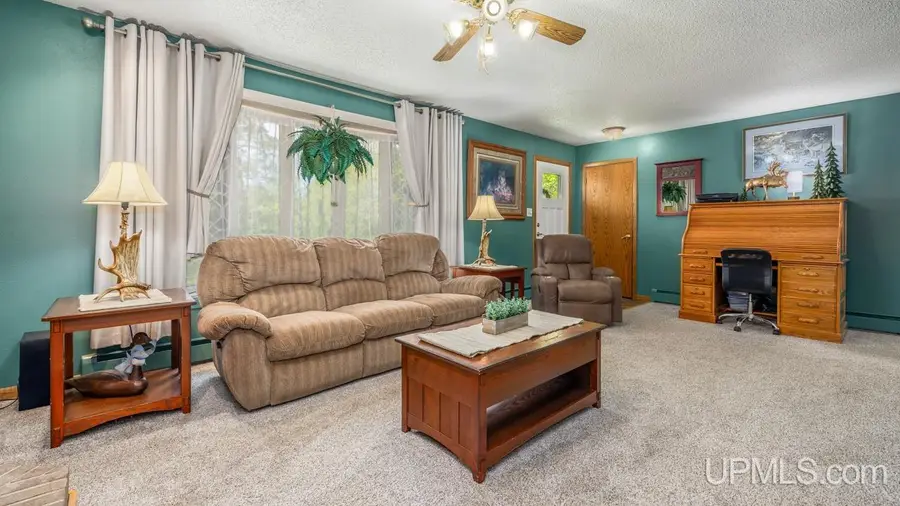 W8071 Old Carney Lake, Iron Mountain, MI 49801 - #3