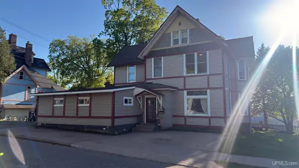 115 Oak St., Ishpeming, MI 49849