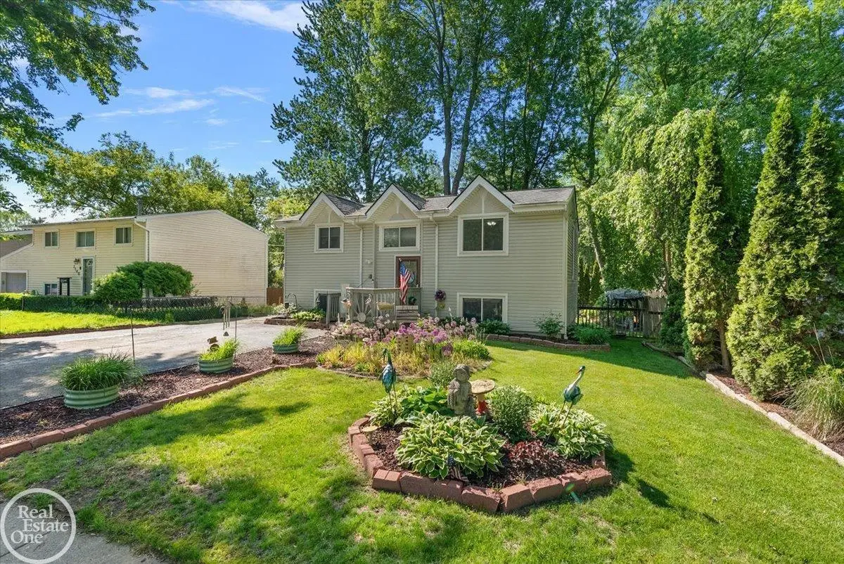 1136 Miller, Lake Orion, MI 48362 - #1