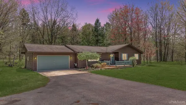 N3301 Fairwood, Iron Mountain, MI 49801