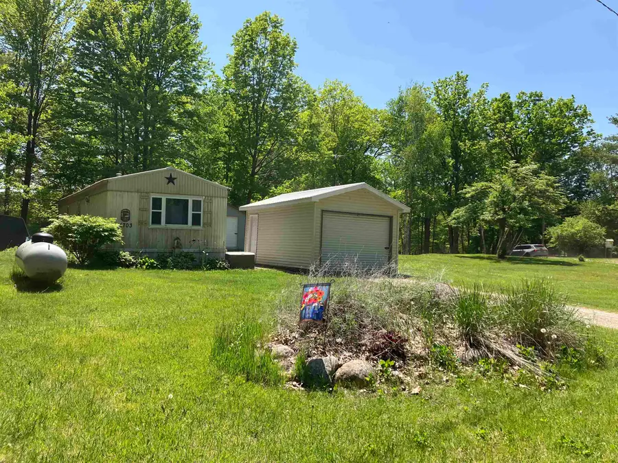 4703 Northland, Gladwin, MI 48624 - #2