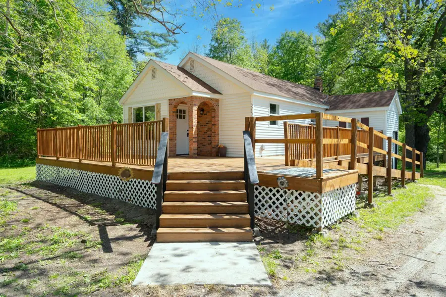 3910 Cribbins, North Street, MI 48049 - #2