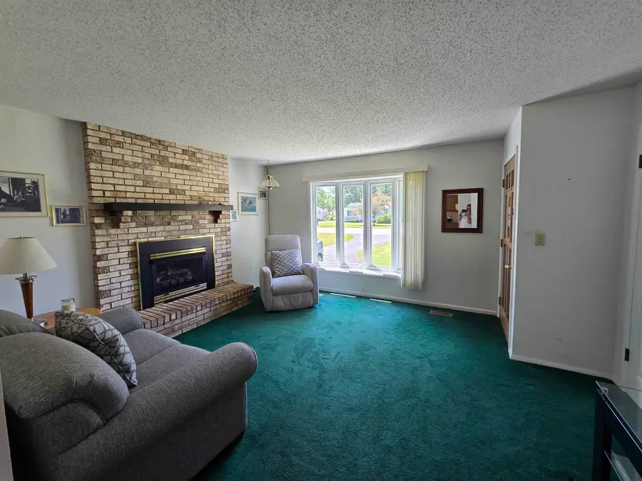 2411 Cheryl Ann, Burton, MI 48519 - #2