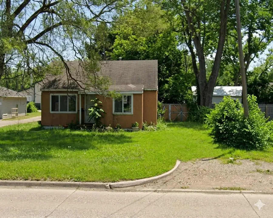 3196 E Atherton, Burton, MI 48529 - #2