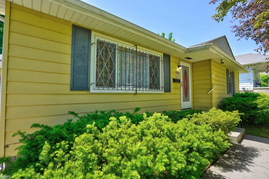 2413 Reid, Flint, MI 48503 - #3
