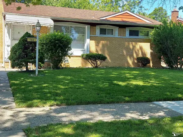 7914 Campbell, Taylor, MI 48180