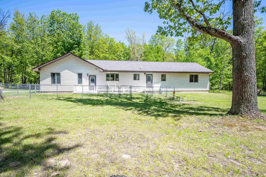 240 Hilts, Gladwin, MI 48624 - #3