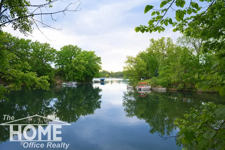 1910 Lake, Owosso, MI 48867 - #3