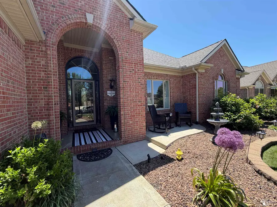 8424 Eagle Pointe, Newport, MI 48166 - #3