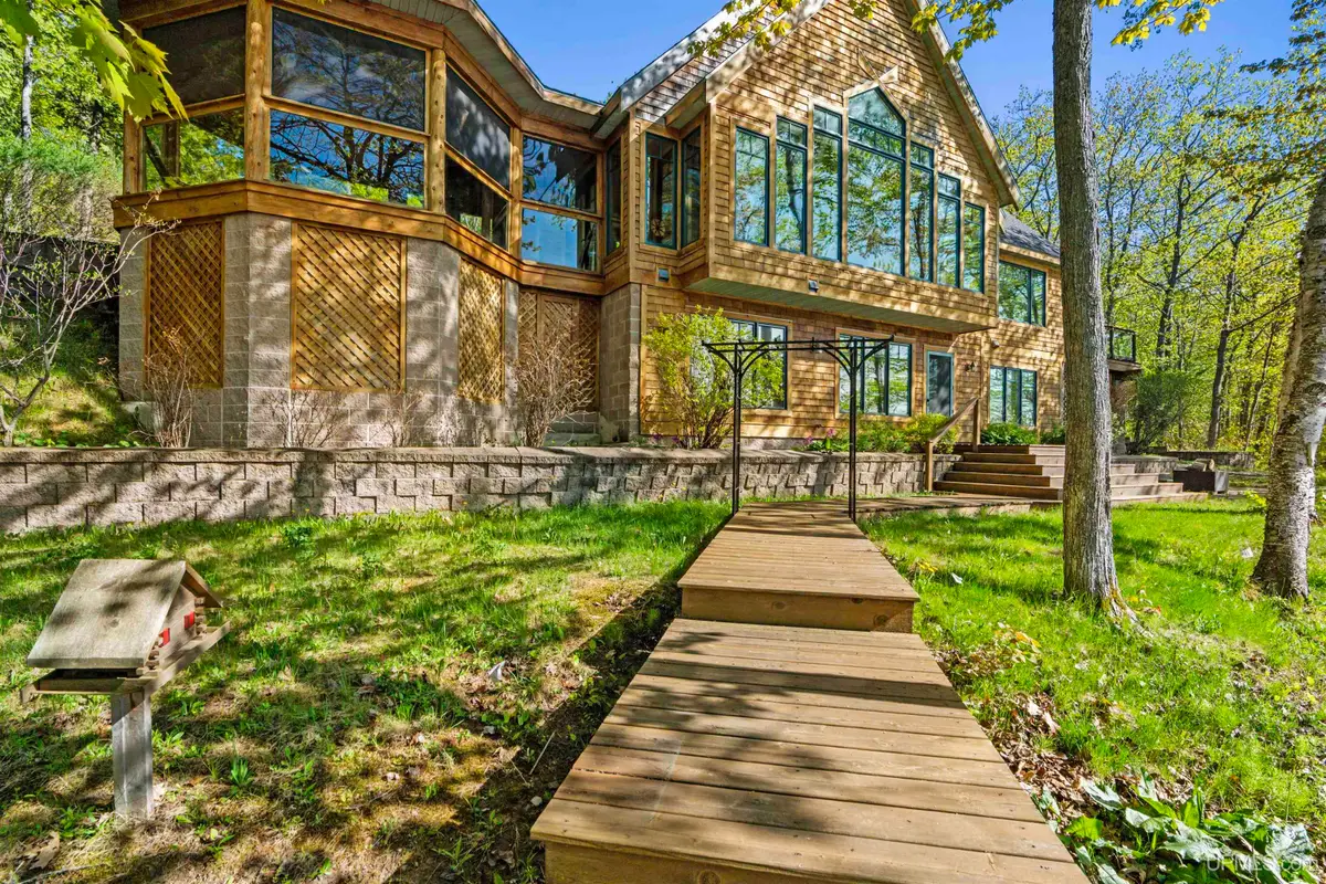 50435 Nightingale, Hancock, MI 49930 - #1