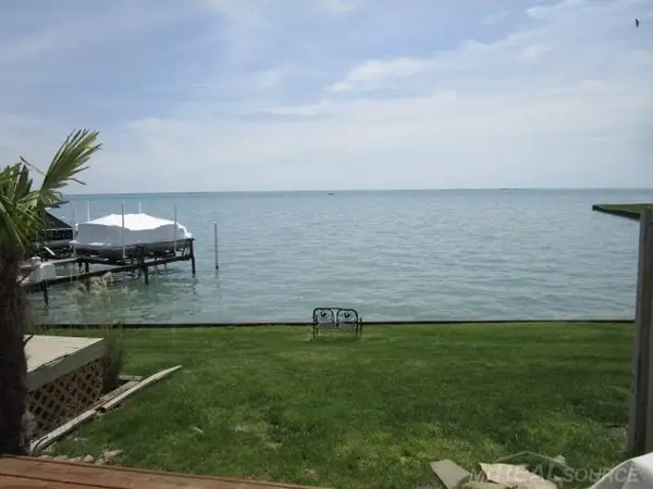 50666 Jefferson #D-6, New Baltimore, MI 48047
