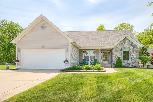 4211 Maplewood Meadows Avenue, Grand Blanc, MI 48439