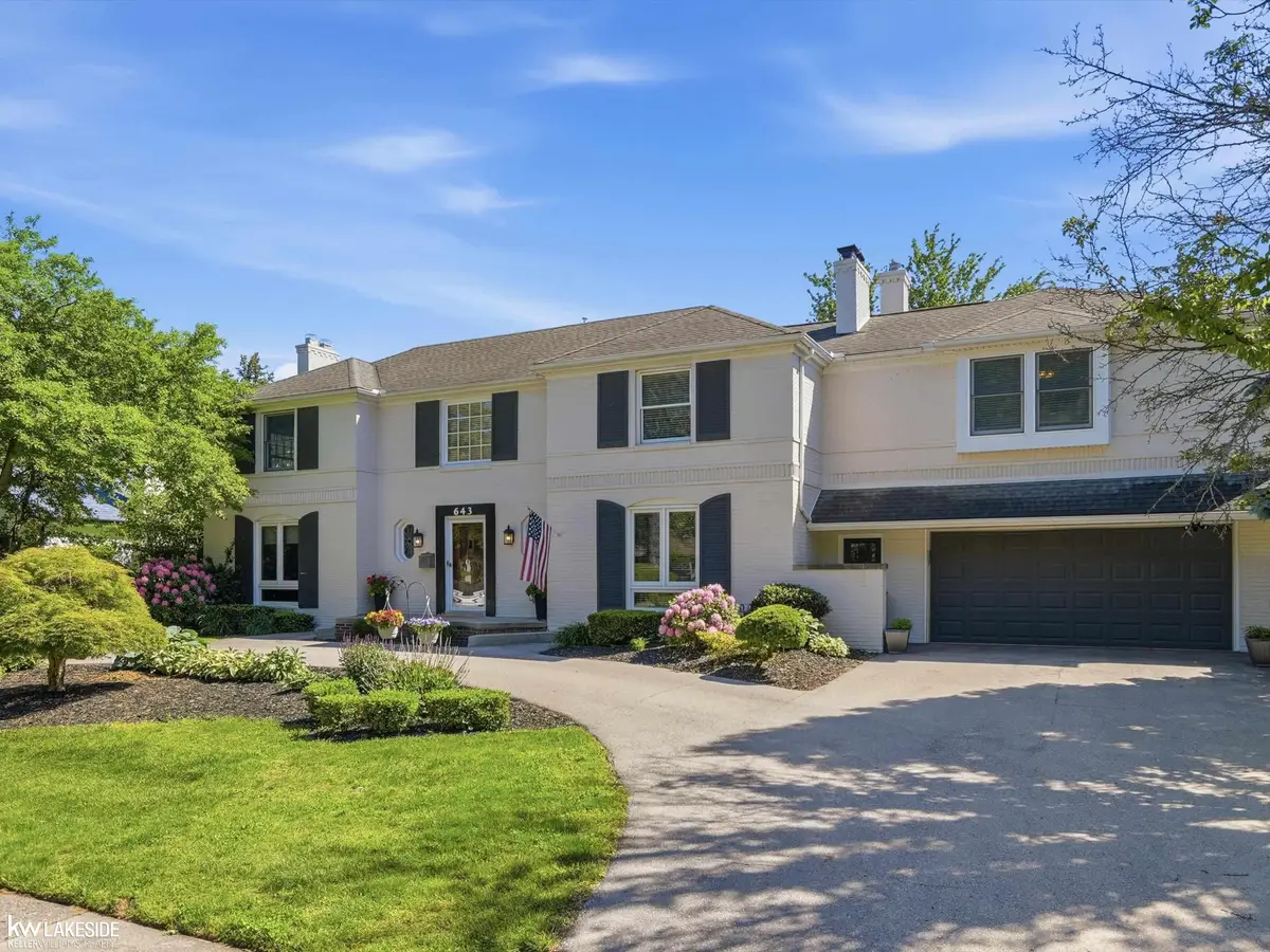 643 Lochmoor, Grosse Pointe Woods, MI 48236 - #1