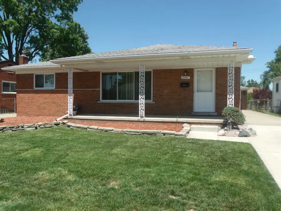 8467 Darlene, Warren, MI 48093 - #2