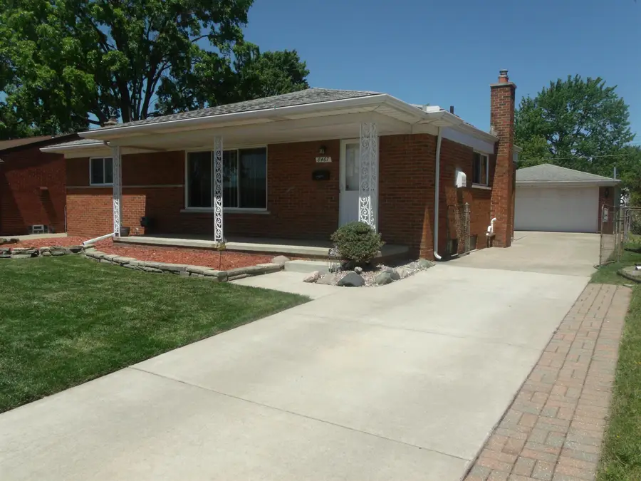 8467 Darlene, Warren, MI 48093 - #3