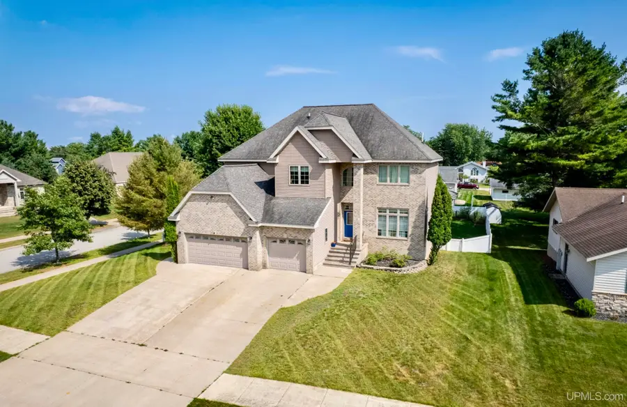 513 S 32nd, Escanaba, MI 49829 - #3