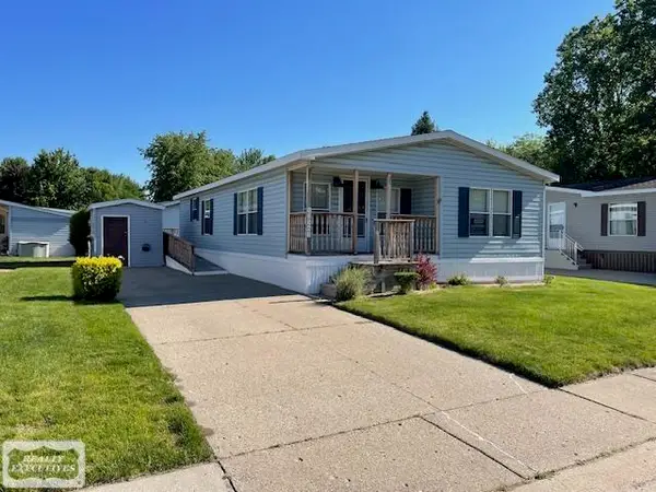 12363 Cedar Knoll, Shelby Twp, MI 48315