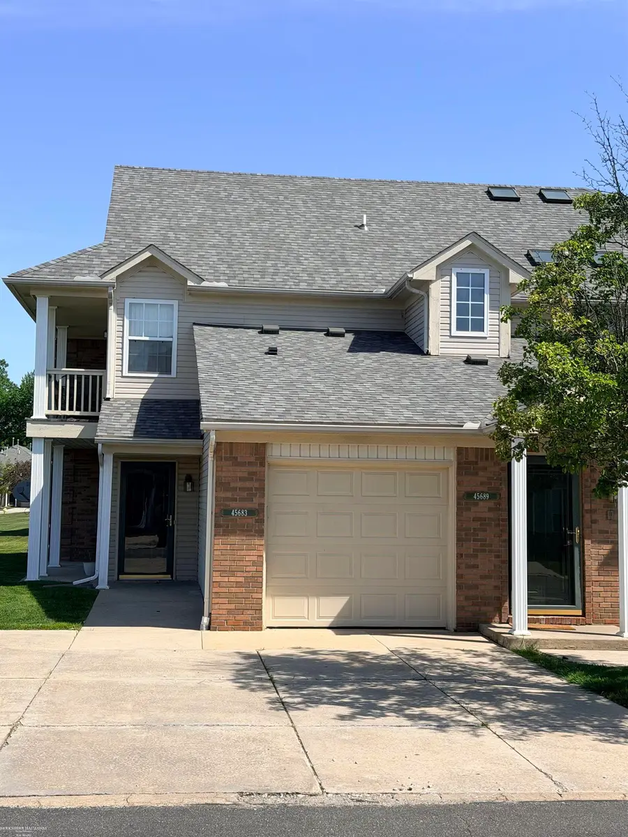 45683 Gable, Macomb, MI 48044 - #2