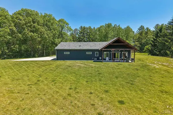20785 Hogan, Manchester, MI 48158