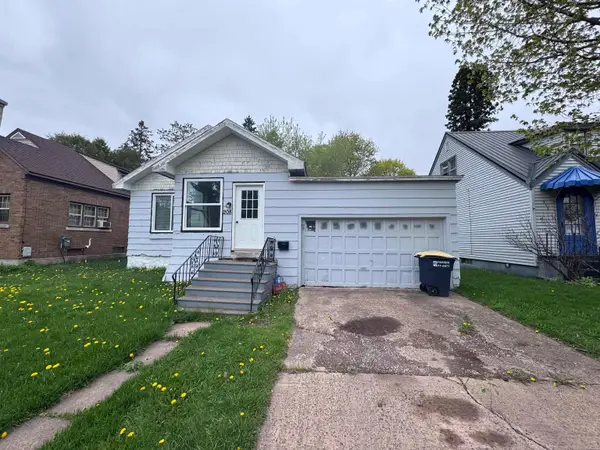 208 E Ridge, Ironwood, MI 49938
