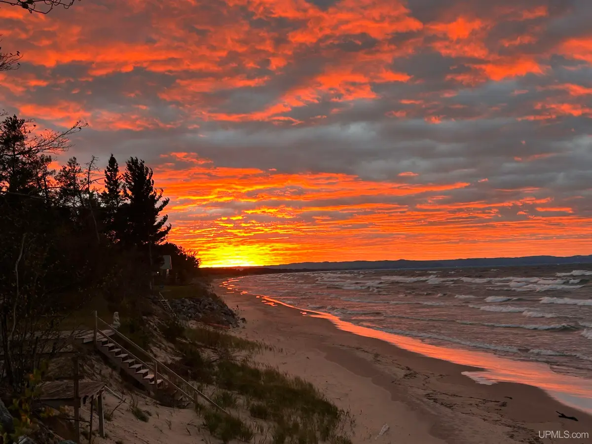 2417 E M 28, Marquette, MI 49855 - #1