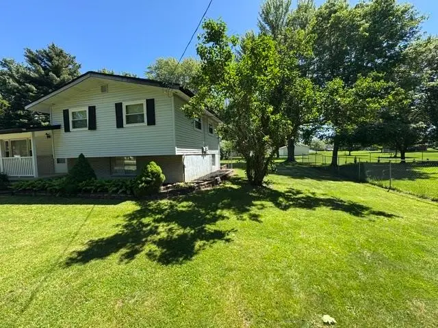 2052 N Vassar, Davison, MI 48423 - #2