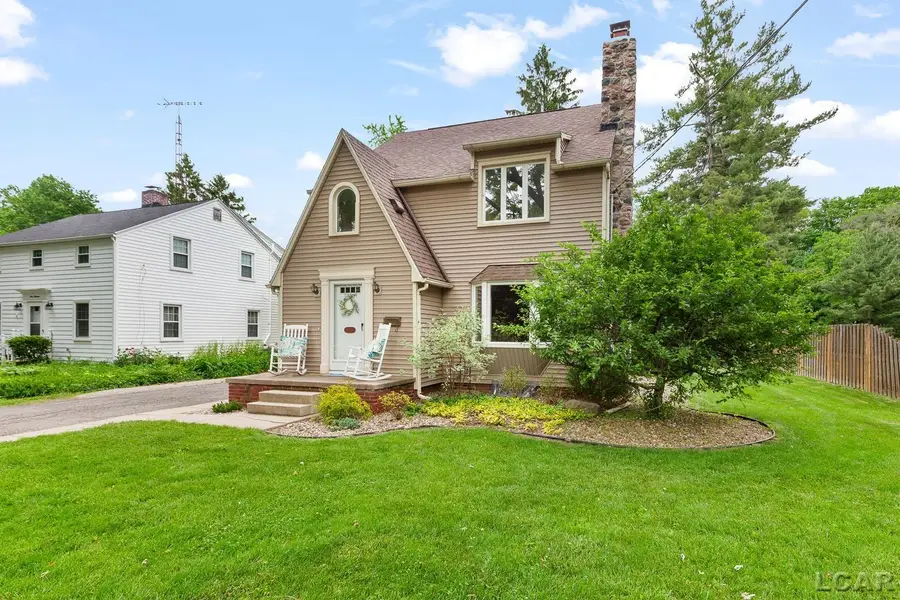 925 Lincoln, Adrian, MI 49221 - #3