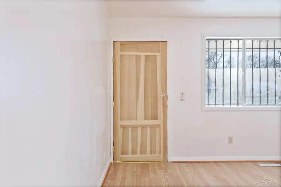 2431 Ledyard, Saginaw, MI 48601 - #2