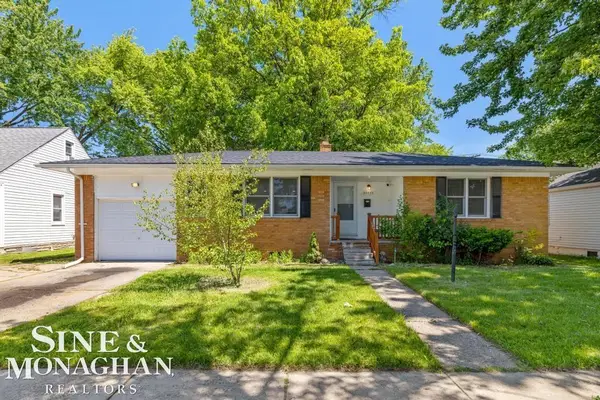 20933 Ridgemont, Harper Woods, MI 48225