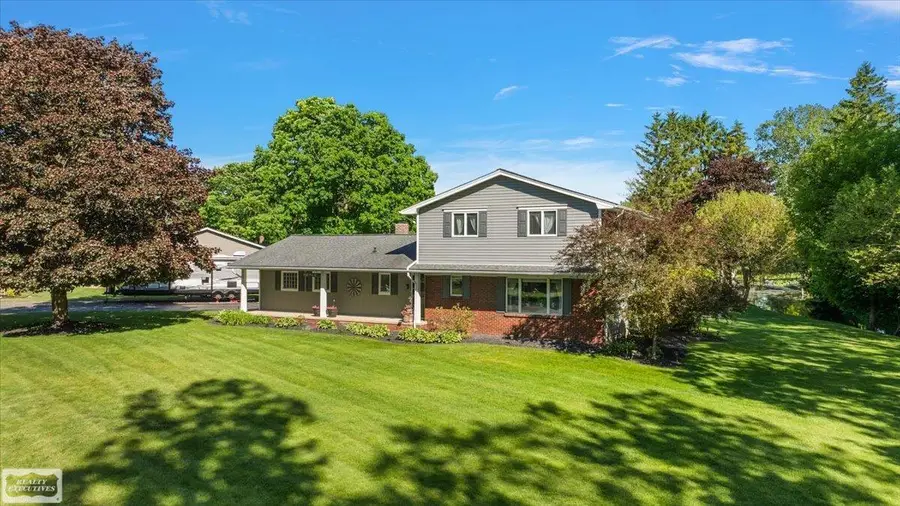 9780 Klais Rd, Clarkston, MI 48348 - #3