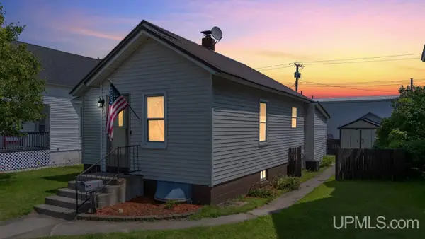 524 N 18th, Escanaba, MI 49829