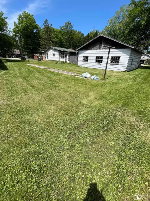 13698 Laplaisance, Monroe, MI 48161
