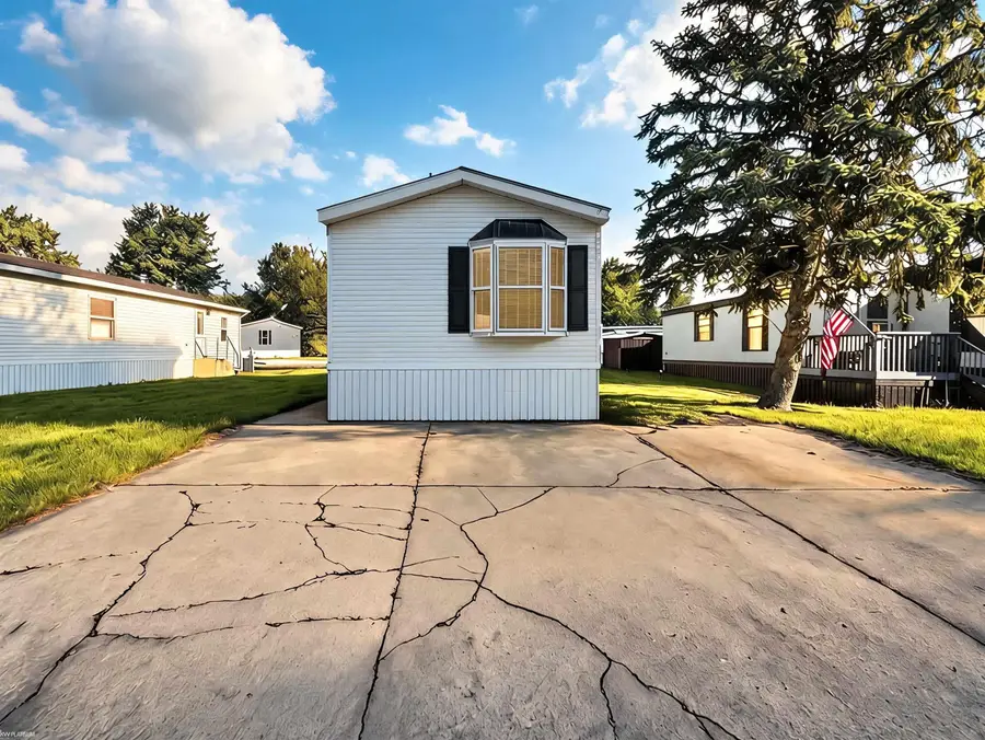 29767 Jamestown, Chesterfield, MI 48051 - #2