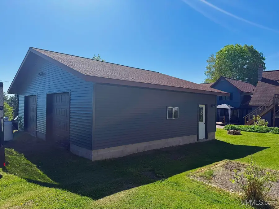 208 Michigan, Crystal Falls, MI 49920 - #2