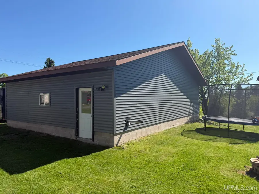 208 Michigan, Crystal Falls, MI 49920 - #3