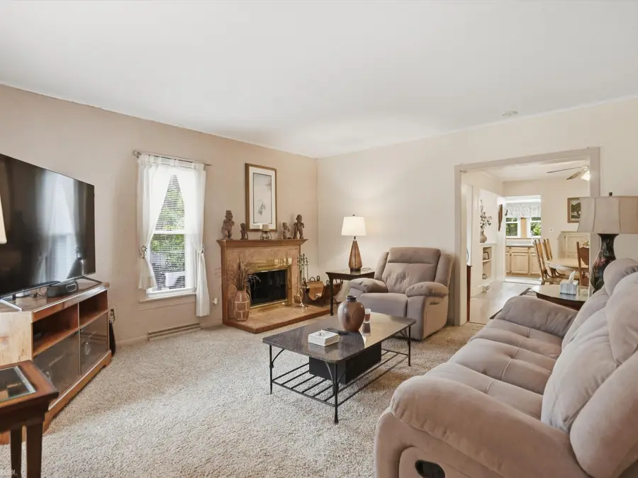 328 S 3rd, Brighton, MI 48116 - #3