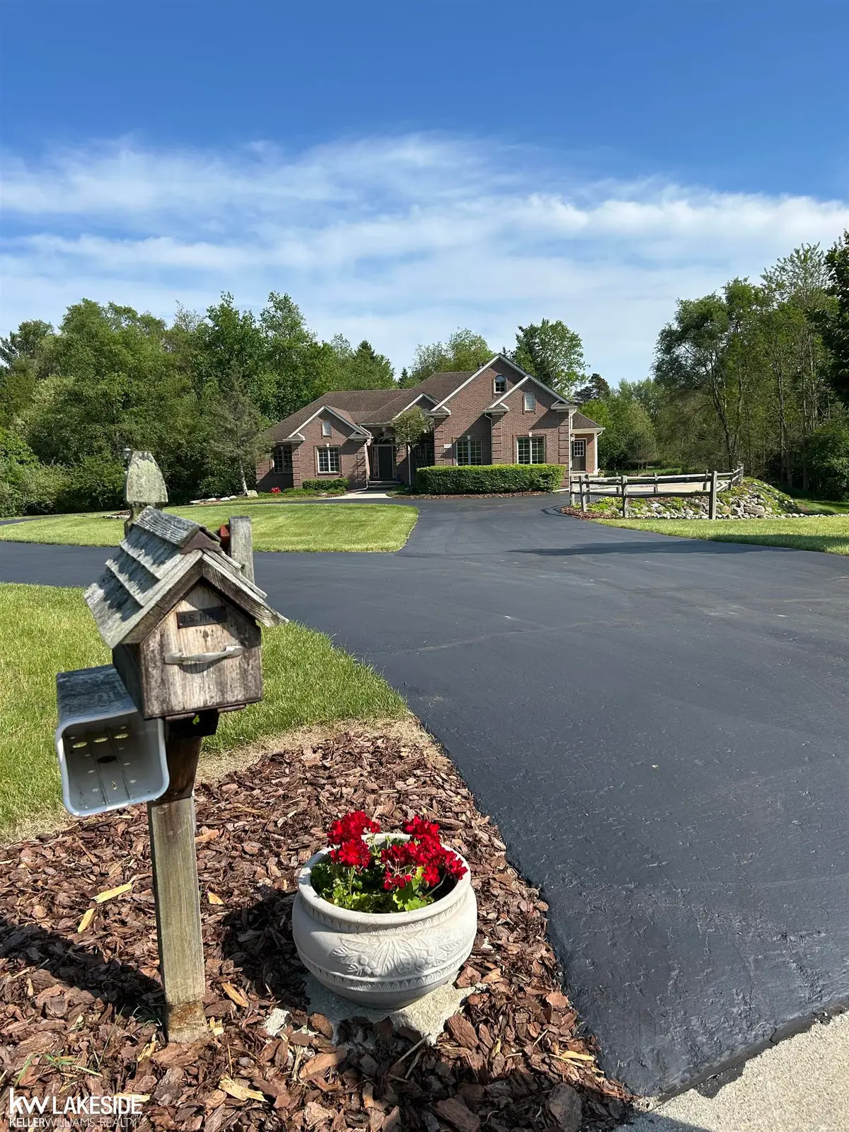 901 Jack Pine, Rochester, MI 48306 - #1