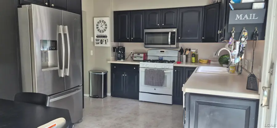 3278 Bent Oak, Adrian, MI 49221 - #3