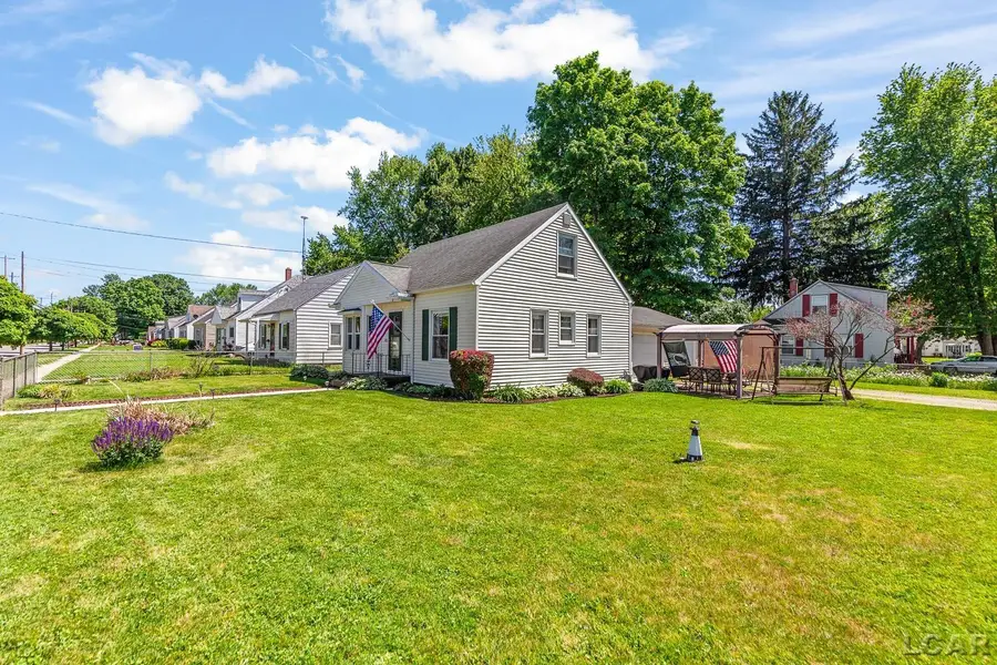 583 Riverside, Adrian, MI 49221 - #2