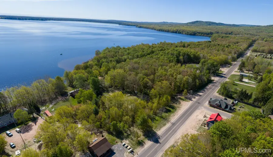 300 Bensinger, Marquette, MI 49808 - #2