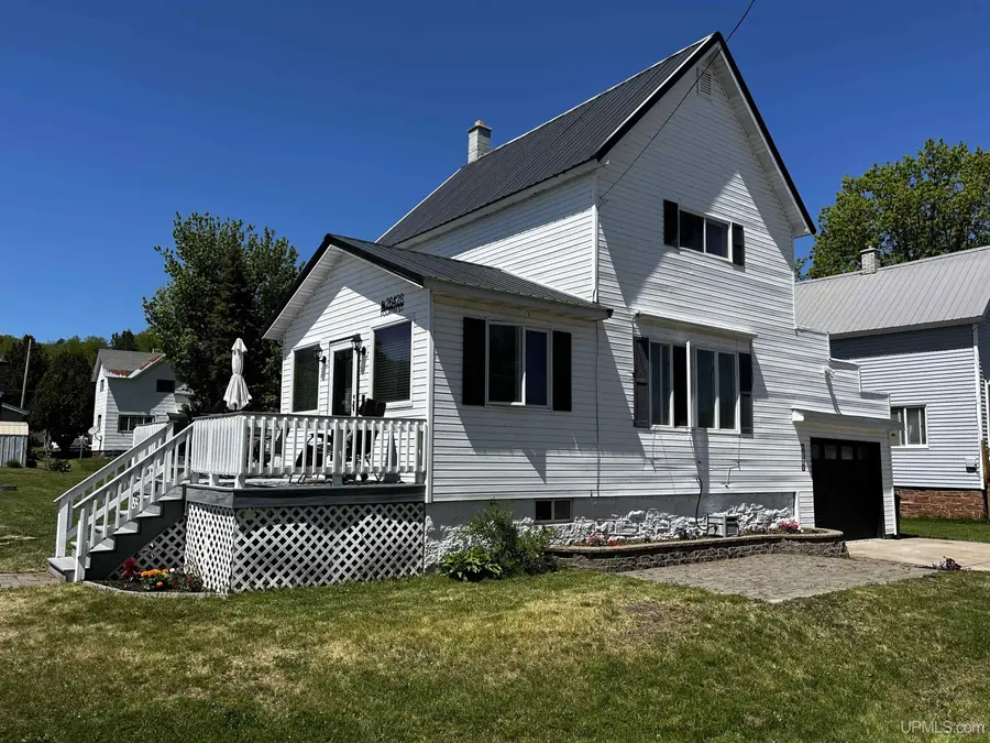 26428 4th, Hubbell, MI 49934 - #3