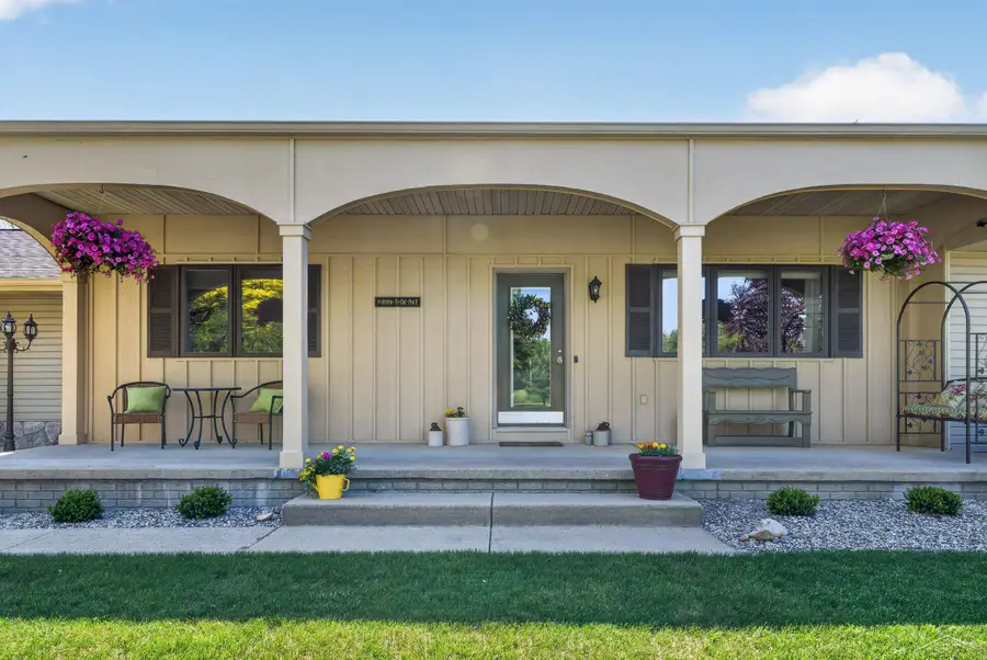 637 Riverview, Gladwin, MI 48624 - #2